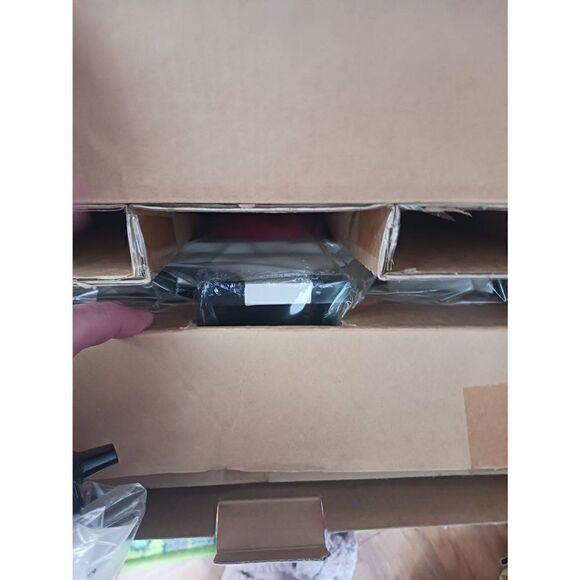 Looney tunes tweety and Sylvester waffle maker - Picture 5 of 7